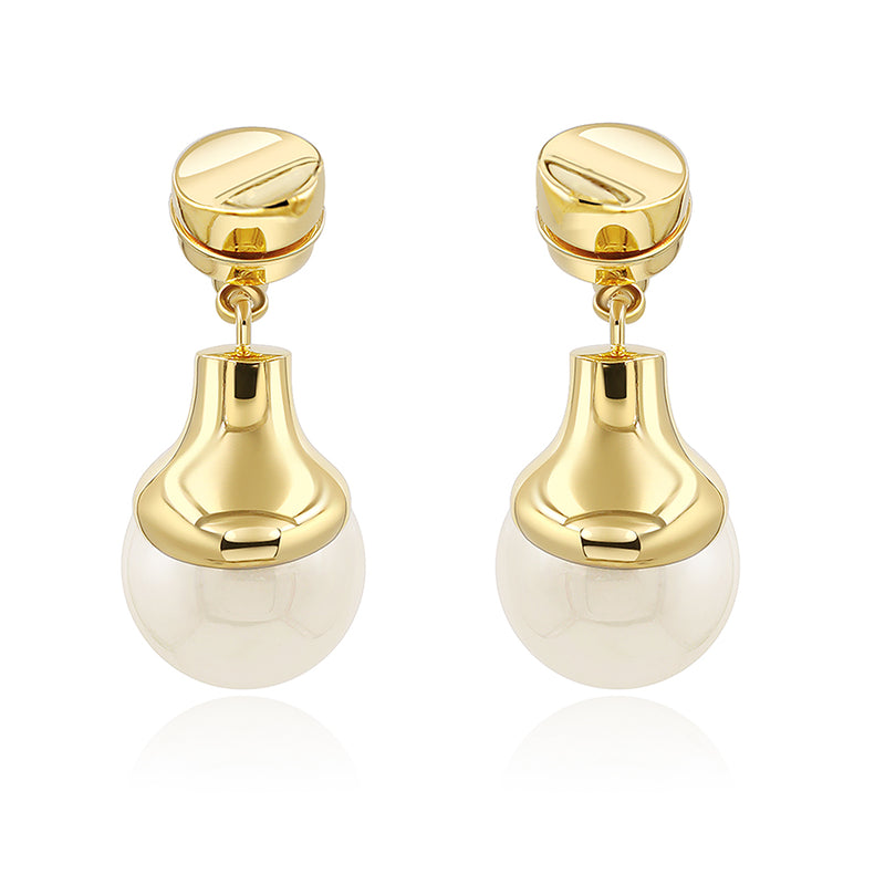 Devotion Pendant Earring in 18k Gold - ThEyes On