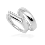 Adoring Curved Ring in Rhodium 925Silver - ThEyes On