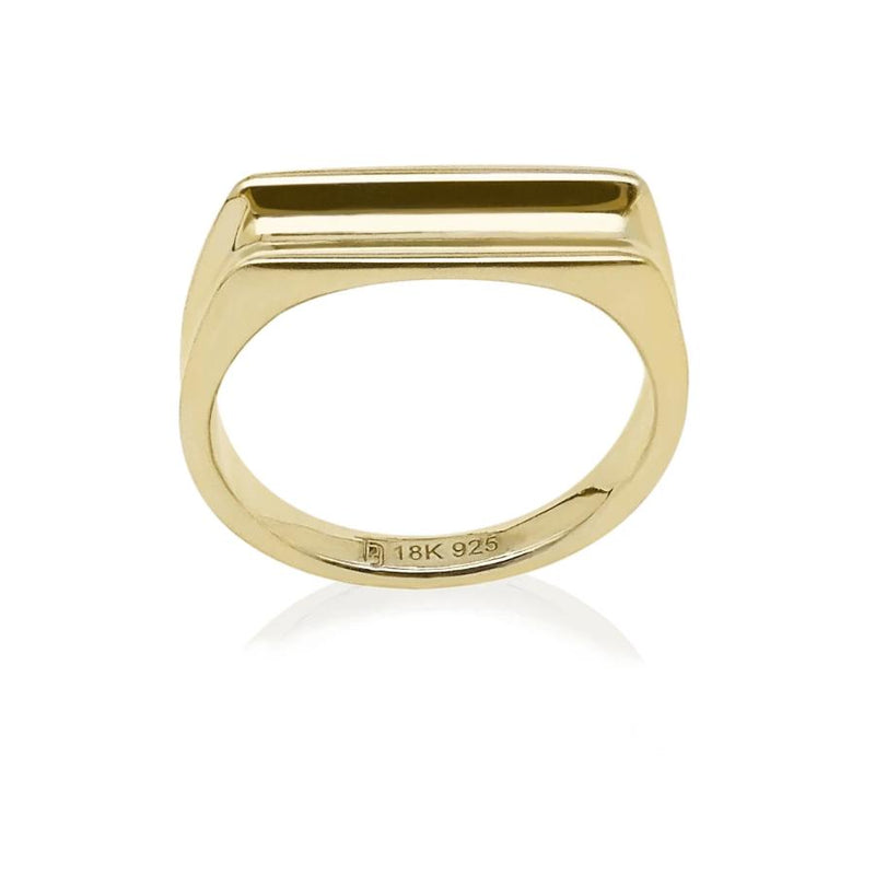 Adoring Curved Ring in 18k Gold - ThEyes On
